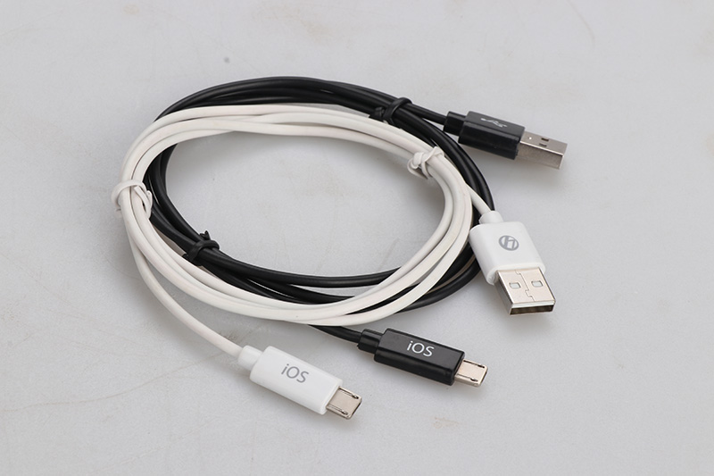 usb-am-to-micro-lightning-cable04